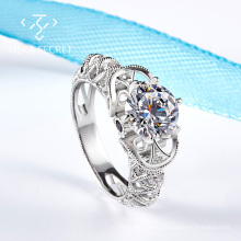 Hot Sale Claw Setting White Gold Jewelry 18k Women Engagement Ring Diamond